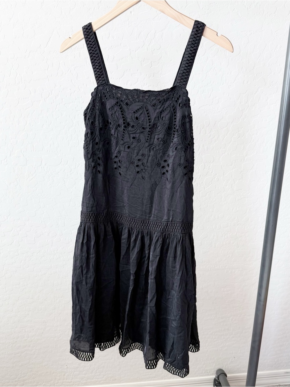 Ann Taylor Black Embroidered Floral Eyelet Sundress Sleeveless